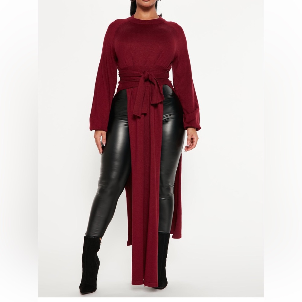 Never worn burgundy sweater